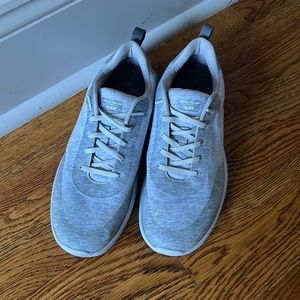 Men’s Peter Millar Hyperlight Glide (worn once, fits more like a 10.5)